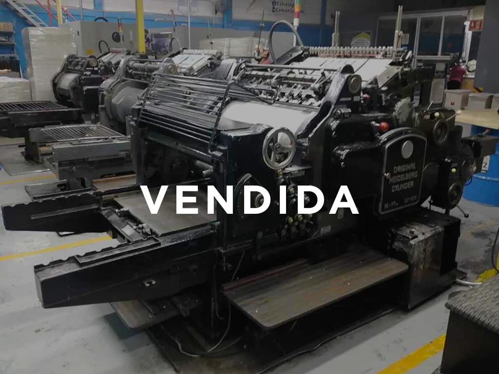 Máquina para aplicar Barniz UV Vendida